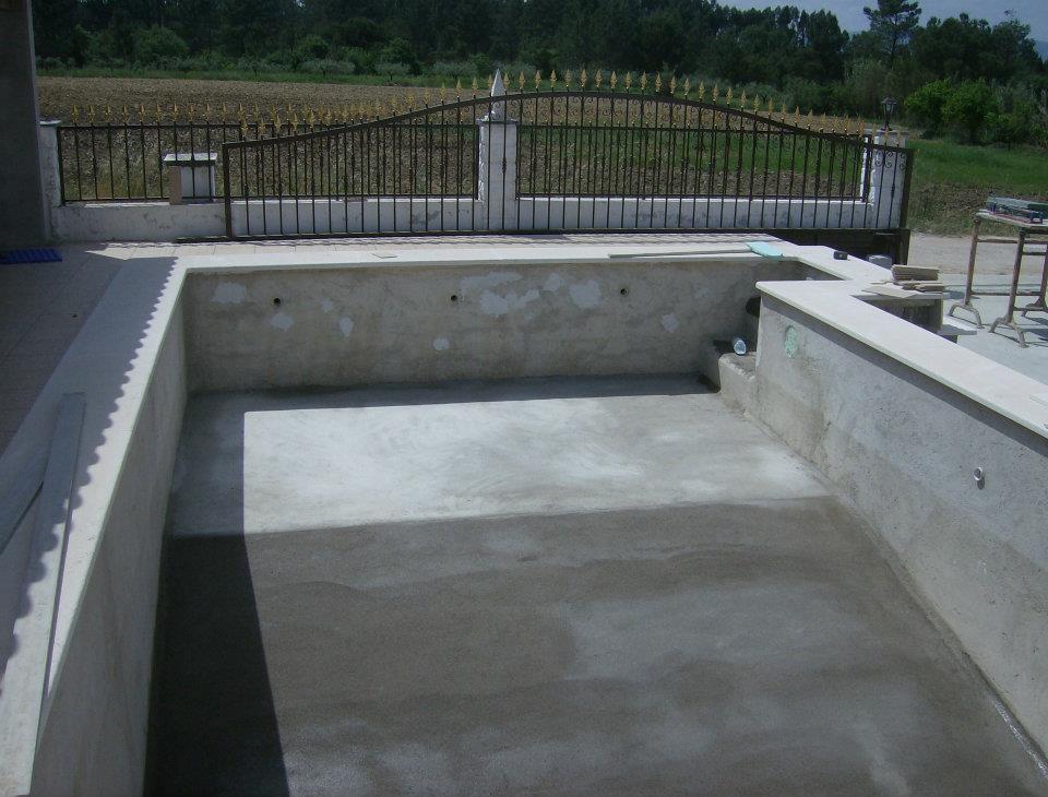 Piscina e Telheiro